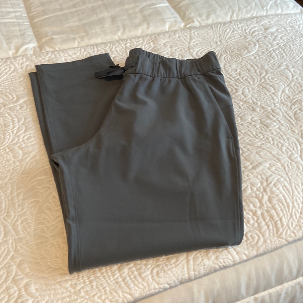 Lululemon On The Fly 7/8 pant